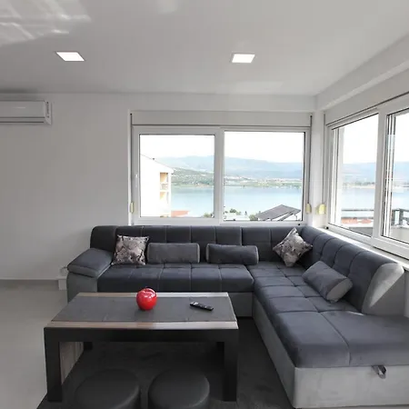 Apartmani Ive Trogir Exterior photo