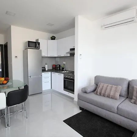 Apartmani Ive Trogir Exterior photo