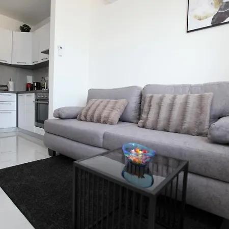 Apartmani Ive Trogir Exterior photo