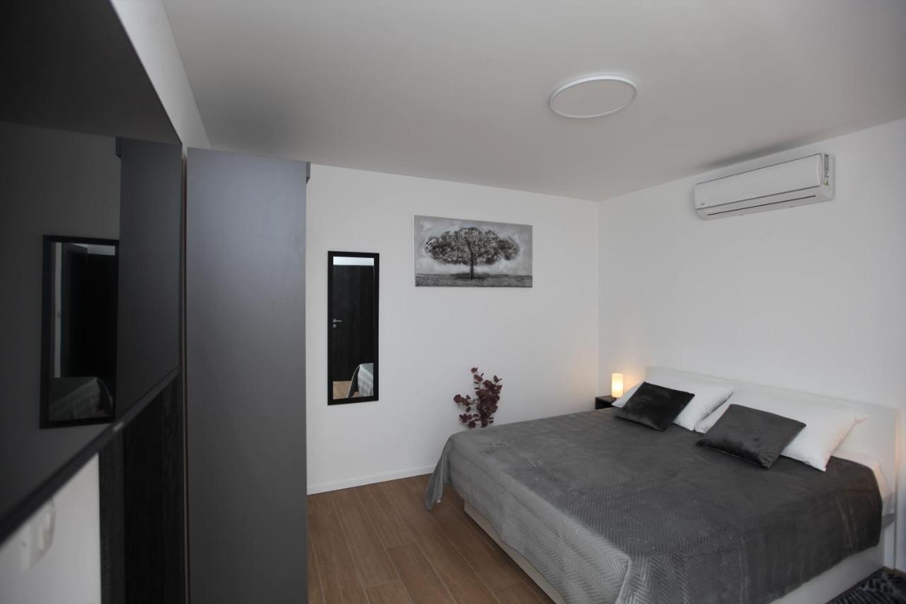 Ive Apartman