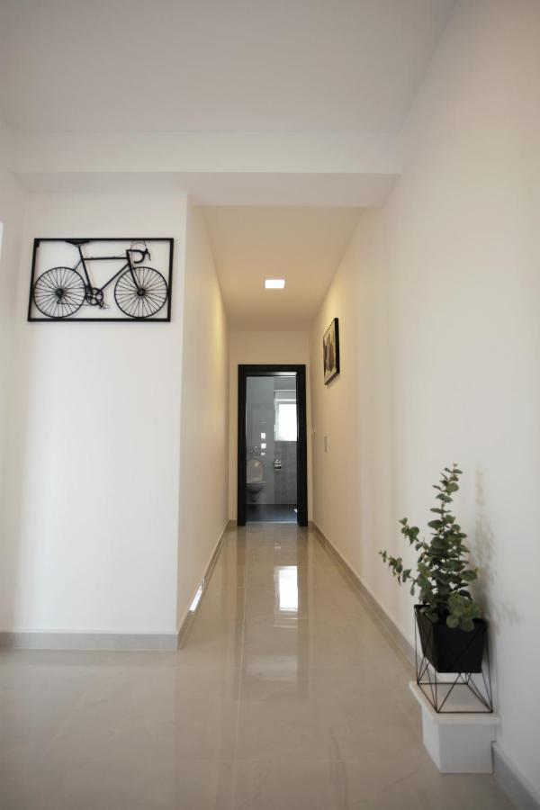 Ive Apartman *